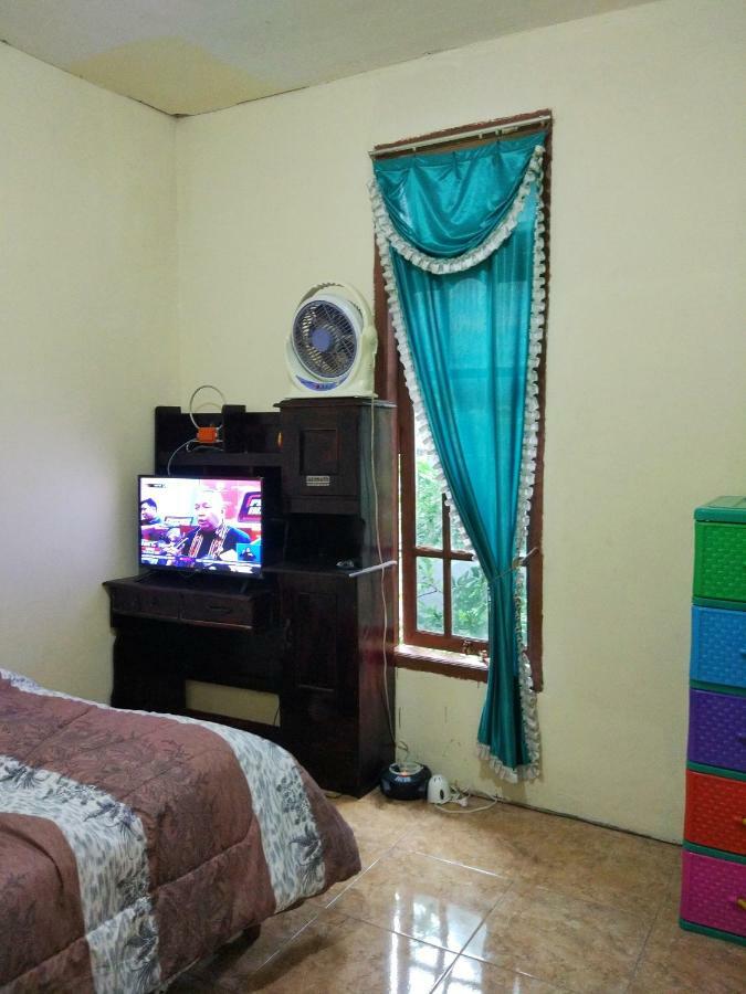 West Surabaya Homey Экстерьер фото