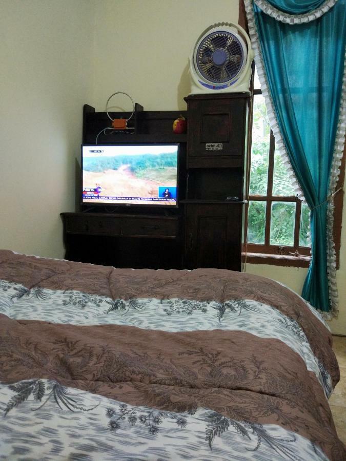 West Surabaya Homey Экстерьер фото