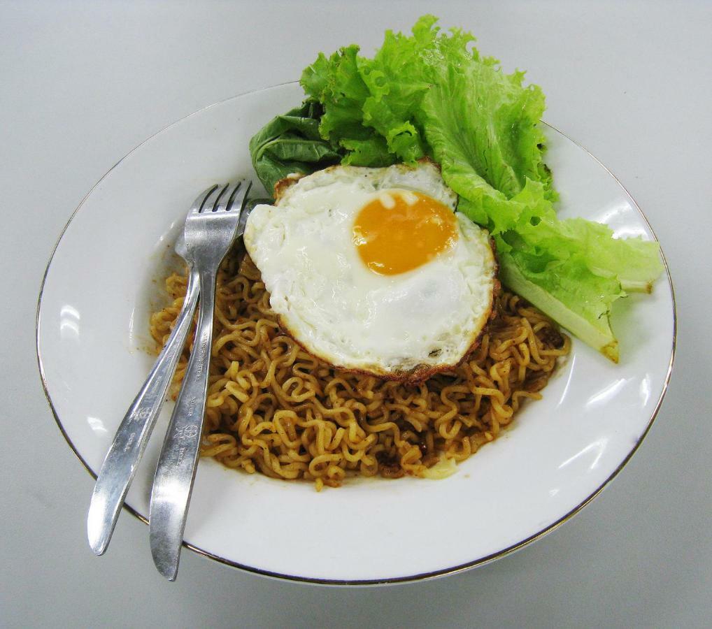 West Surabaya Homey Экстерьер фото