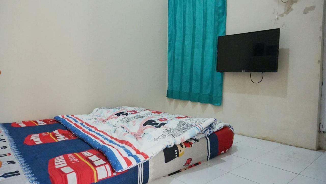 West Surabaya Homey Экстерьер фото