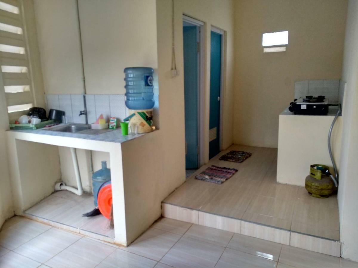 West Surabaya Homey Экстерьер фото